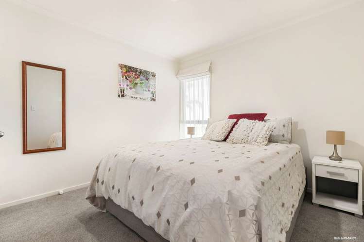 38 Kath Hopper Drive Orewa_10