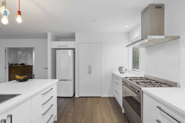 28 Champagne Avenue Yaldhurst_8