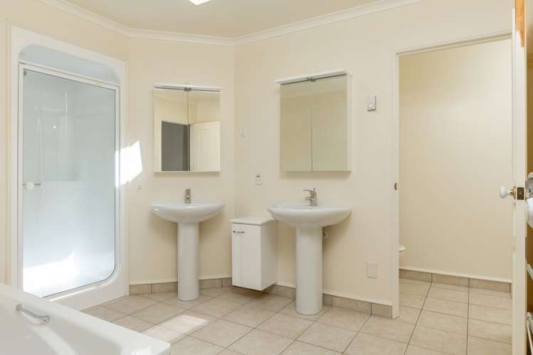 291a Waikawa Road Waikawa_21