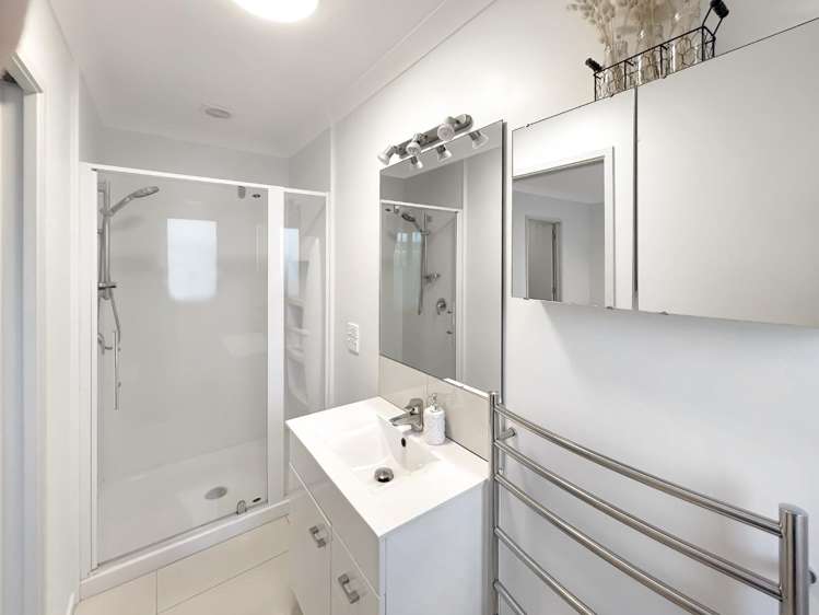 24 Coby Sydney Drive 10825_9