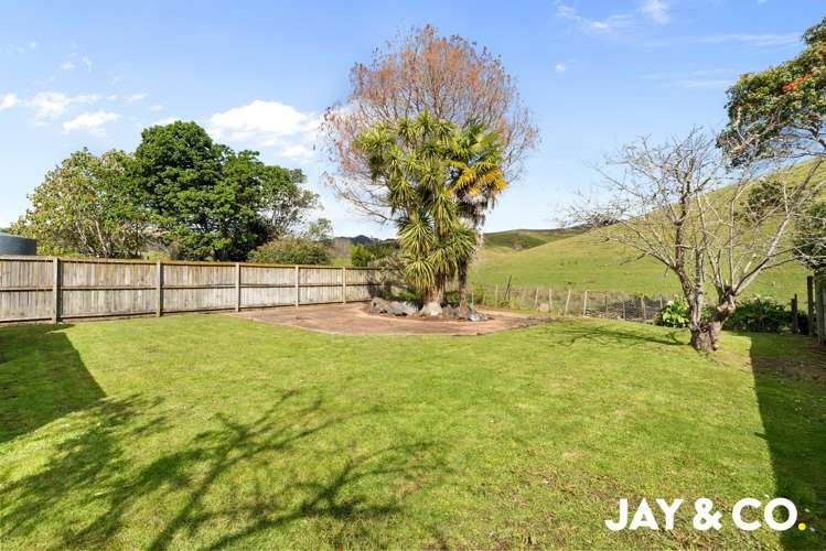 22 Bertram Road Kawakawa Bay_15