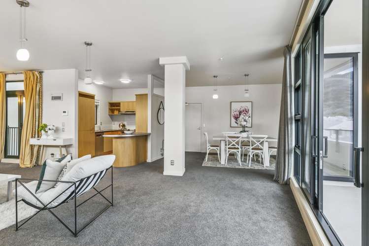 8/125 Thorndon Quay Pipitea_4