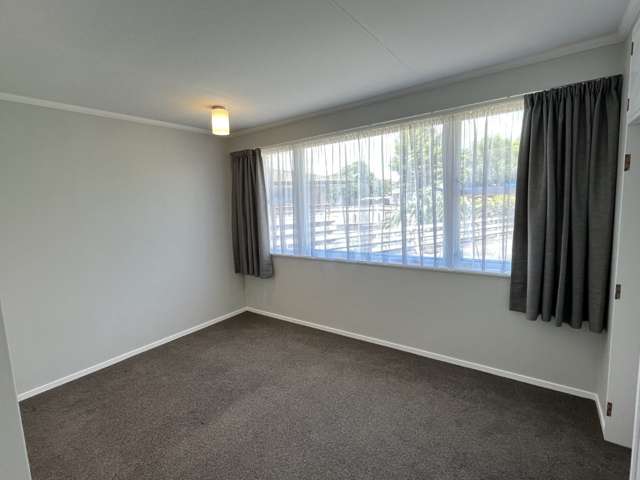 27 Mokau Place Terrace End_4