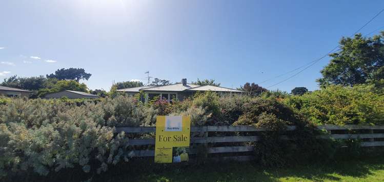 7 Donald Street Featherston_9