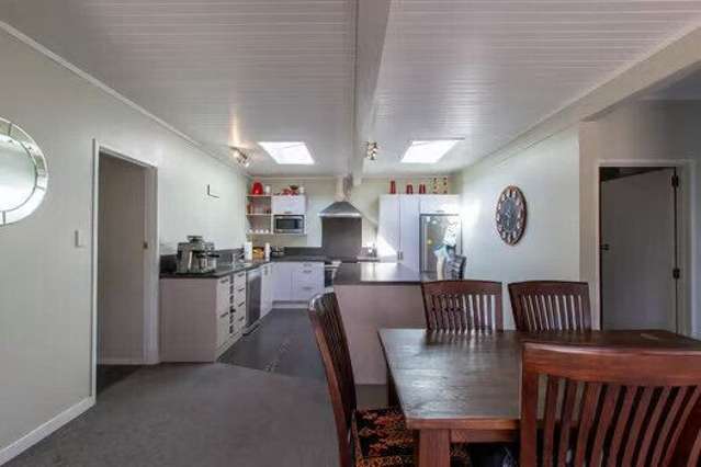 A/21a Kingsview Road Mount Eden_4