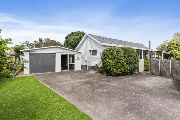 8 Maygrove Drive Orewa_1