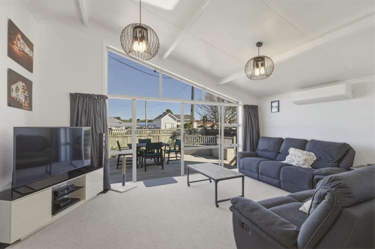 4A Blake Street Waitara_1