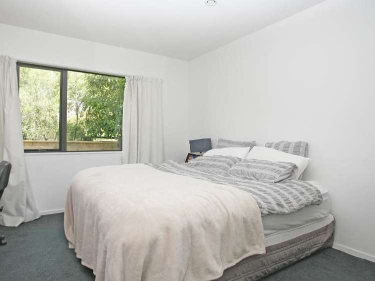 9 Sovereign Point Kaiwharawhara_10