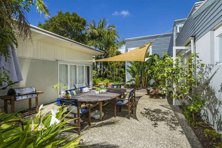 3 Owens Road Devonport_25