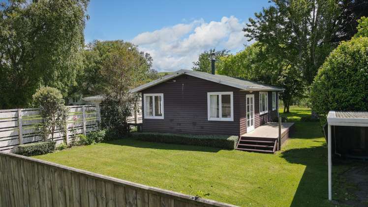 44 and 46 Takinga Street Mourea_26