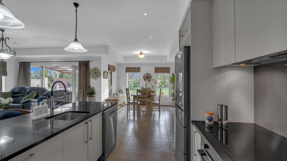 135 Harleston Road_2