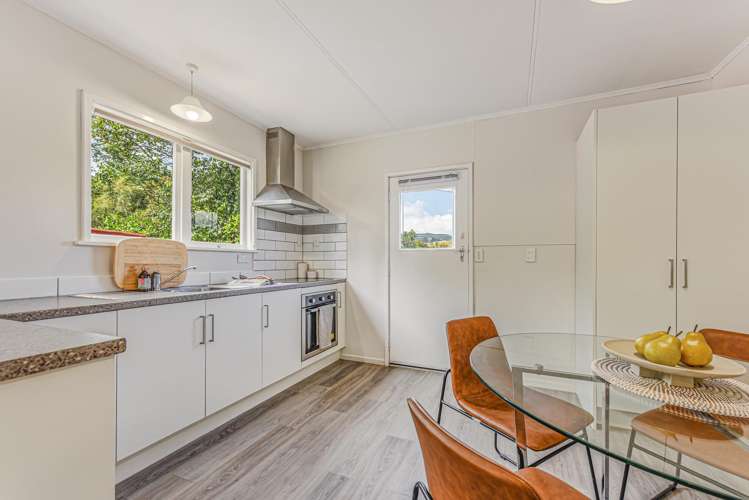 2/9a Titoki Street Stoke_6