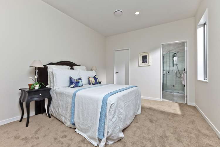 93 Colonial Drive Silverdale_20