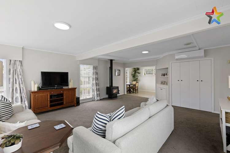 29 Karamu Crescent Wainuiomata_5