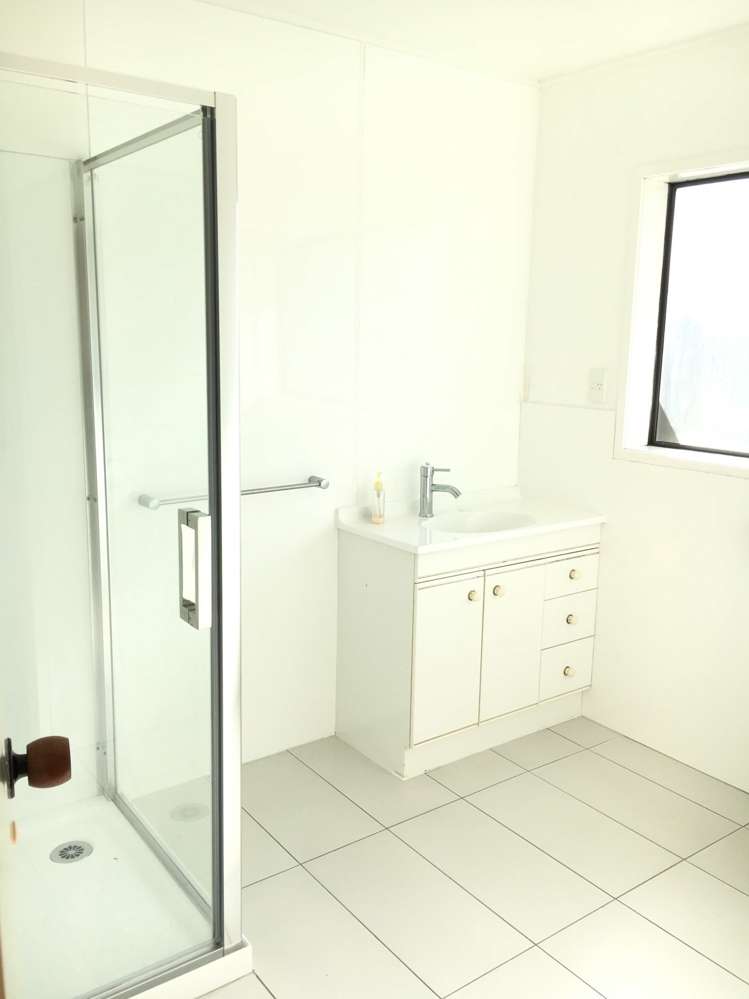 13 Diorella Drive Clover Park_4