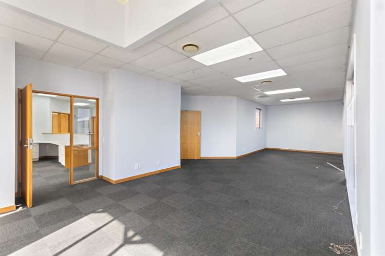 234 Broadway Avenue Palmerston North_6
