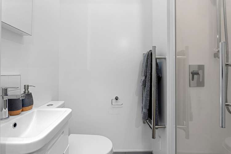 5/24 Andover Street Merivale_8