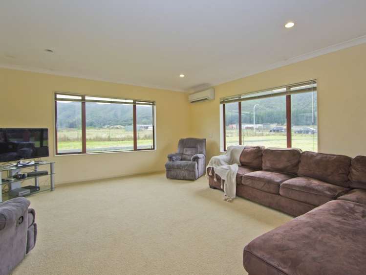 205 Wise Street Wainuiomata_6