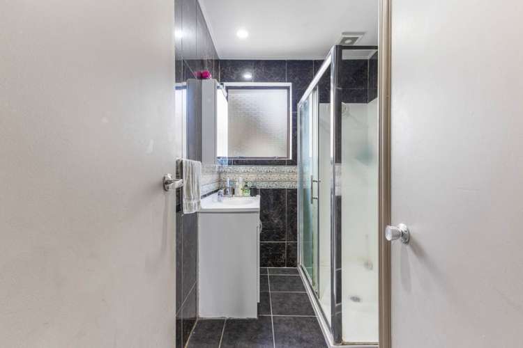 2/331 Weymouth Road Weymouth_8