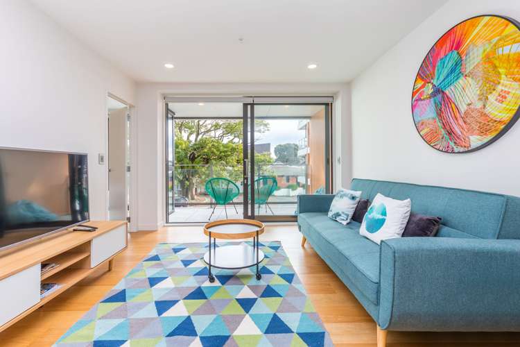 206/10 Lion Place Epsom_6