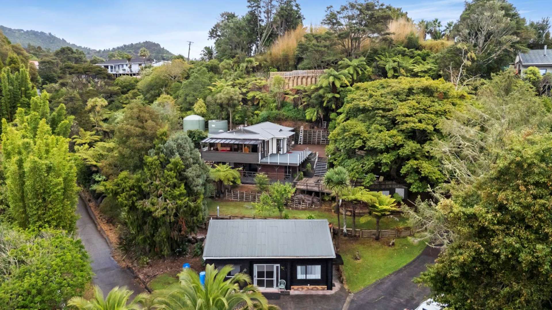 274 Forest Hill Road Waiatarua_0