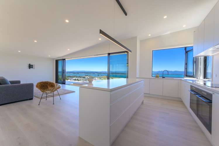 24 Commodore Place Britannia Heights_4