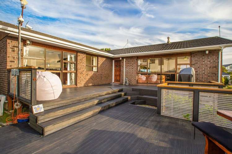 9 Langwell Place Papakowhai_17