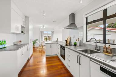 247 Mangorei Road_1