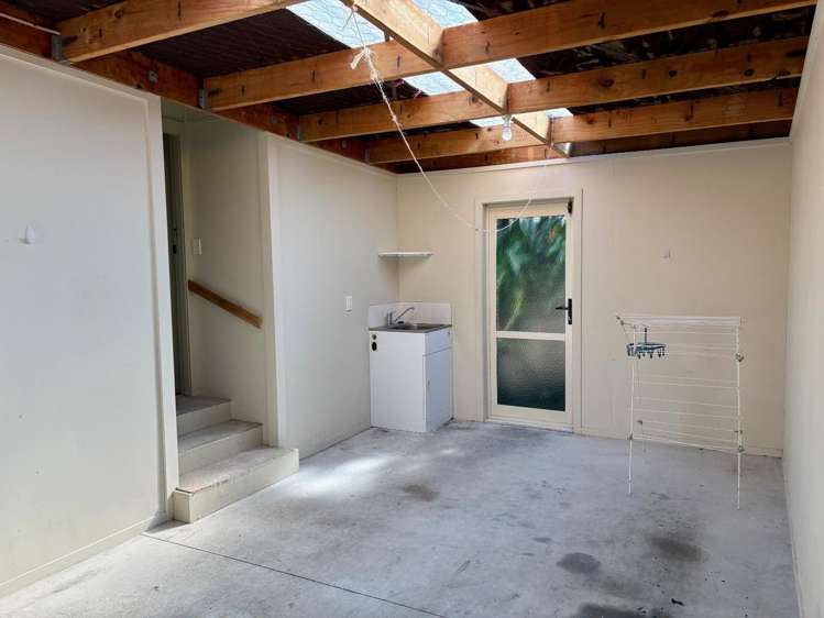 3/16 Western Road 2634_6