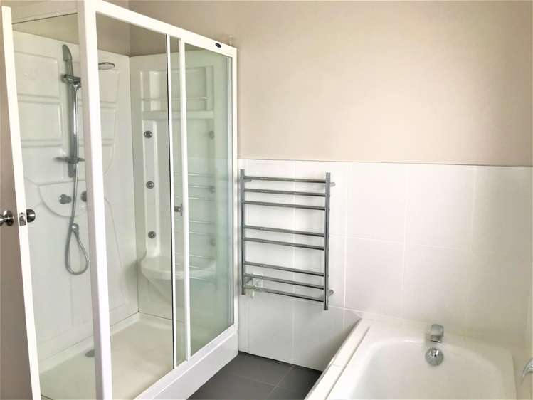 4 Jaemont Avenue Te Atatu South_9