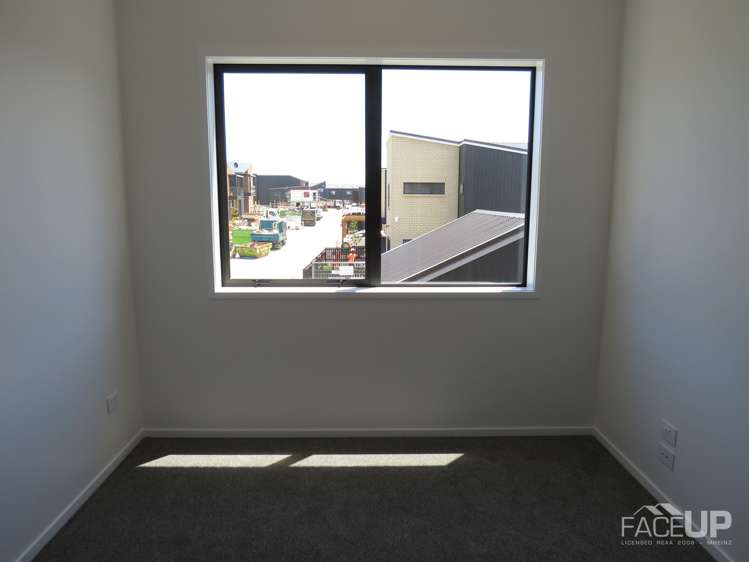 76 Clark Road Pahurehure_9