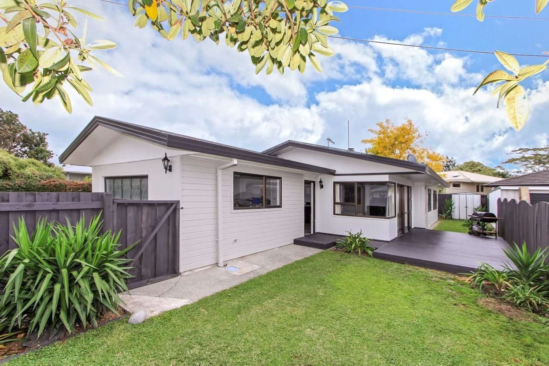 56a Queen Road Bellevue_0