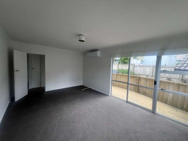 18 Kemp Road Massey_2