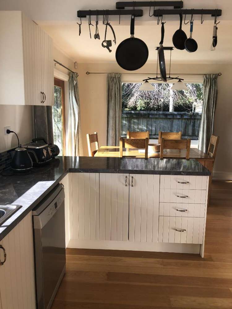 8 Cook Street Havelock_4