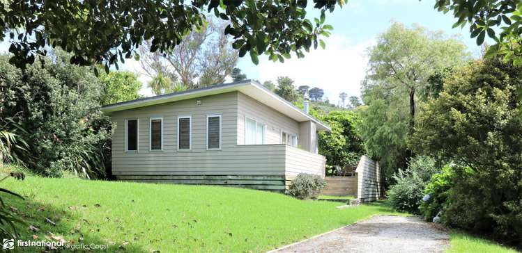 52 Mako Avenue Whiritoa_1