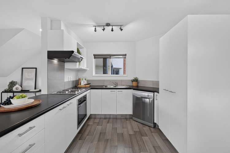 76 Barbour Street Waltham_4