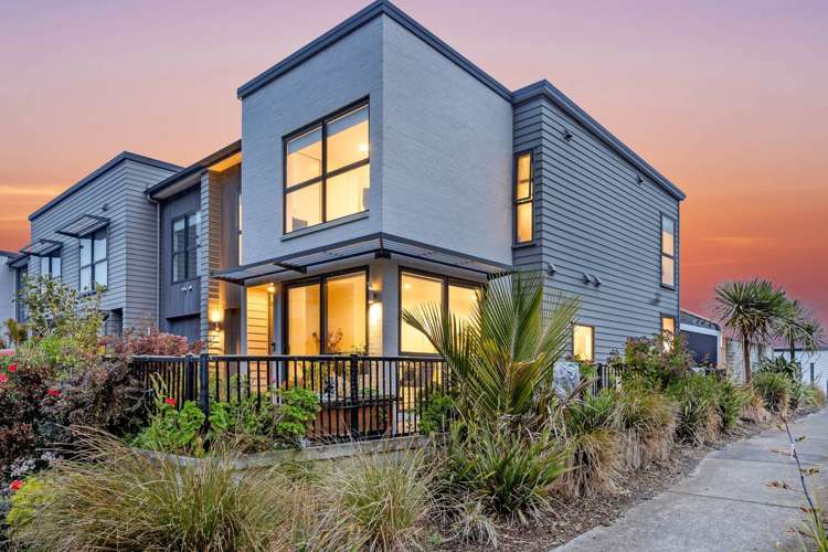 25 Matairangi Avenue Totara Heights_16