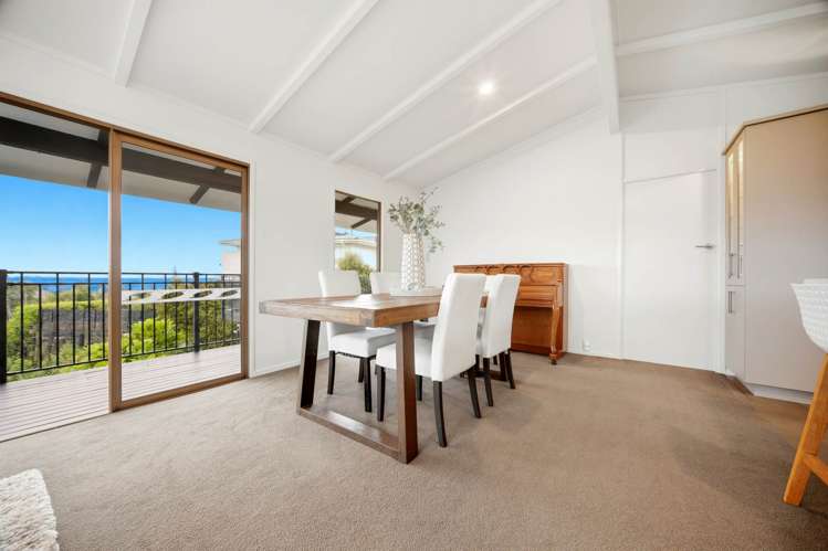 6 Chilton Place Mellons Bay_20