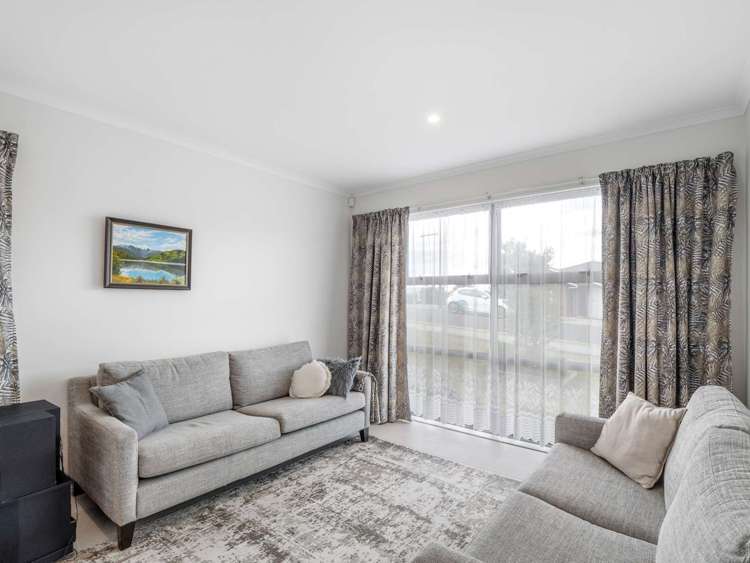 3 Taikura Avenue Red Beach_31