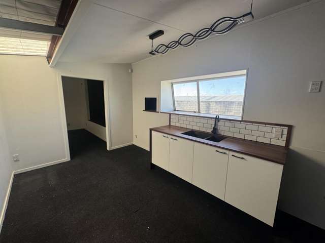 3/3 Avenger Place Glendene_4