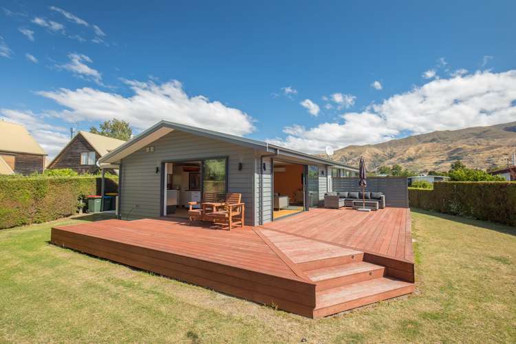 116 Aubrey Road Wanaka_4