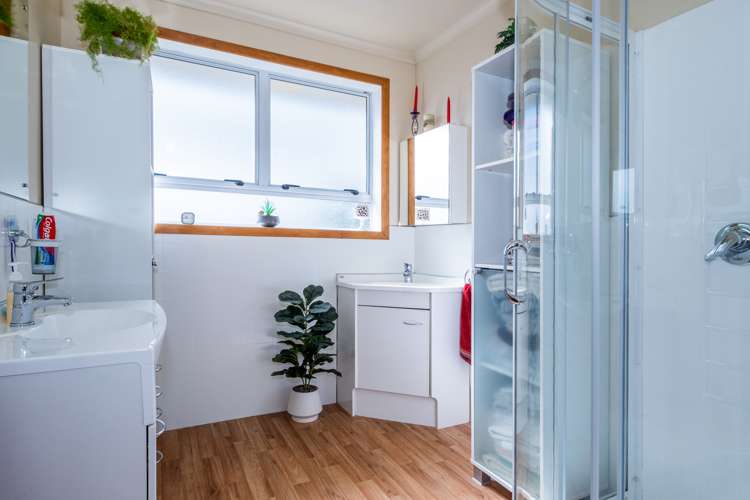 23 Grants Road Marchwiel_17