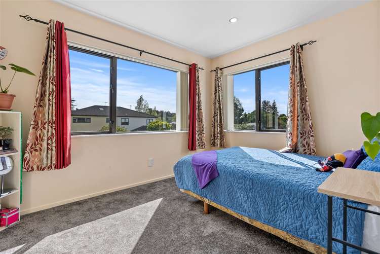 6 Whitbourne Heights Manurewa_9