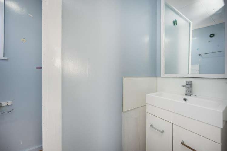 25 Raukawa Street Himatangi Beach_13
