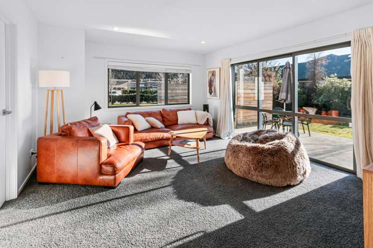 3 Finch Street Wanaka_11