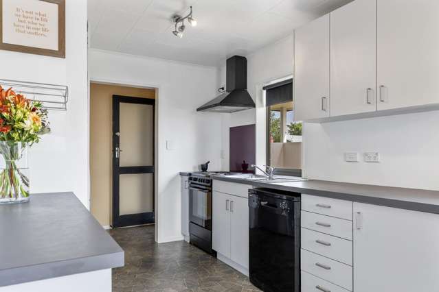 30 Frederick Street Two Mile Bay_4