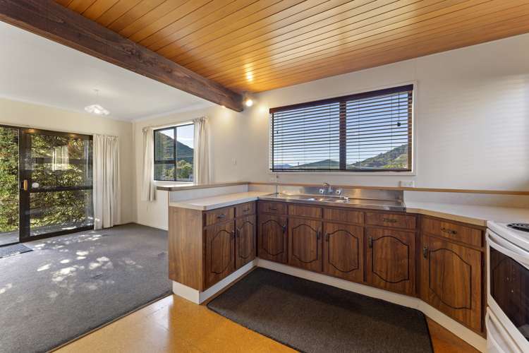 4a Beach Road Waikawa_6