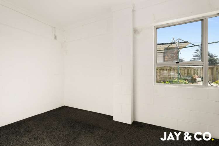 26 Challen Close Conifer Grove_11