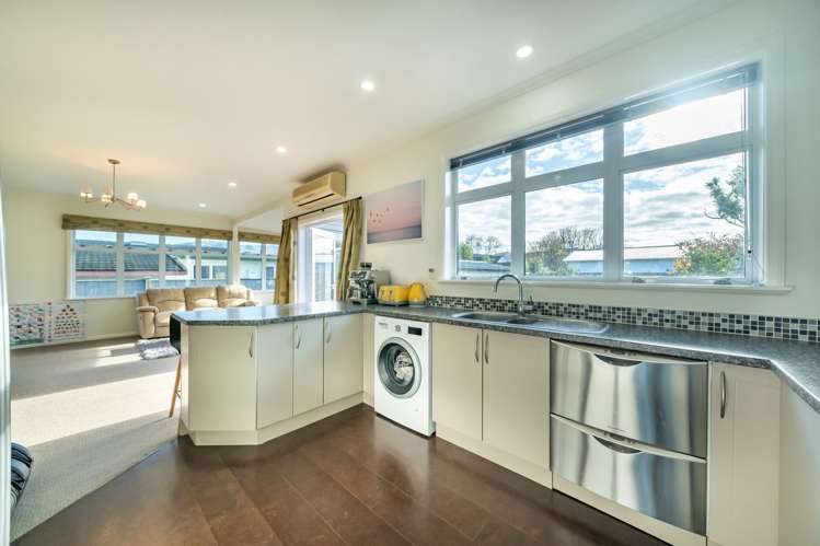 43 Lincoln Avenue Epuni_14