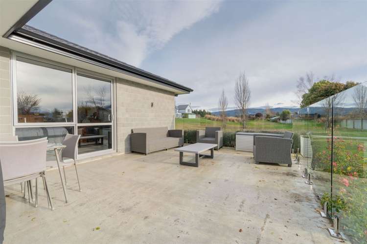 25 Tawera Place Te Anau_32